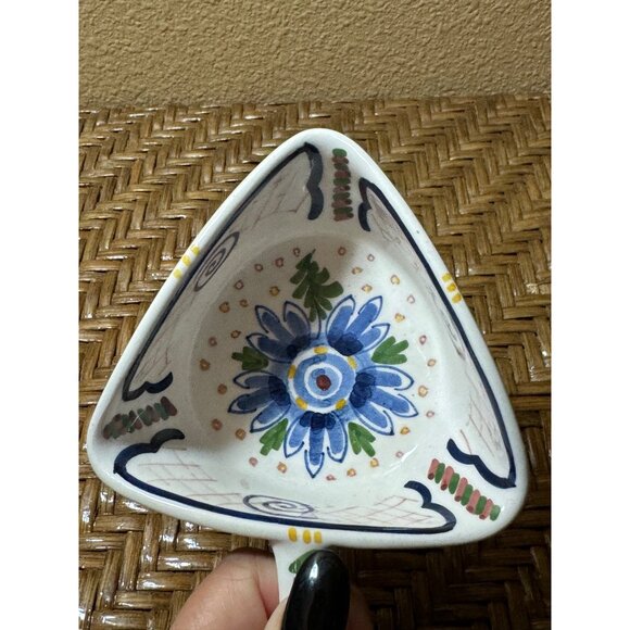 Vintage Holland Handwerk Aurora Triangular Ceramic Floral Creamer Dish 3 Footed - Picture 5 of 10